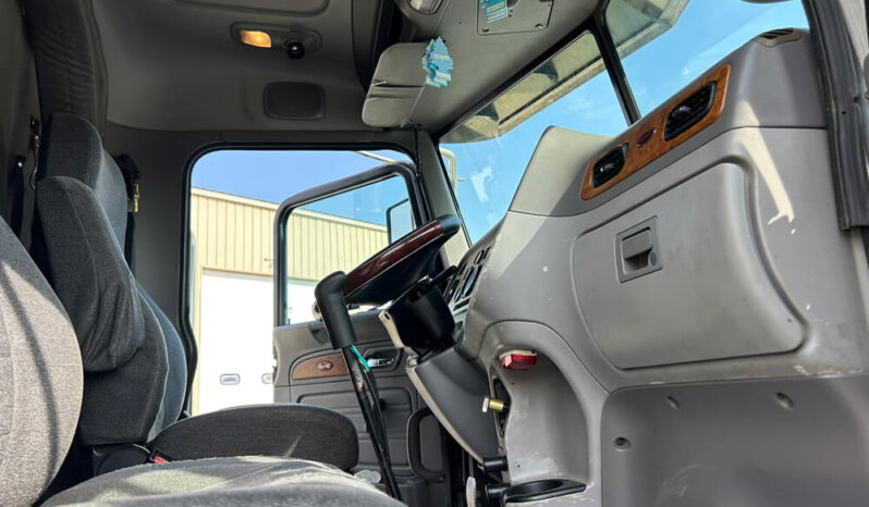 2007 PETERBILT 385 W/210K ON CERTIFIED OVERHAUL full