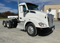 2014 KENWORTH T680 DAYCAB full