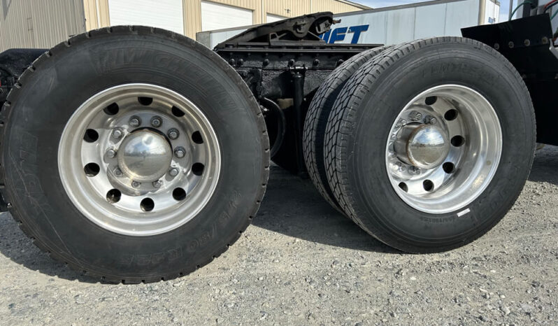 2014 KENWORTH T680 DAYCAB full