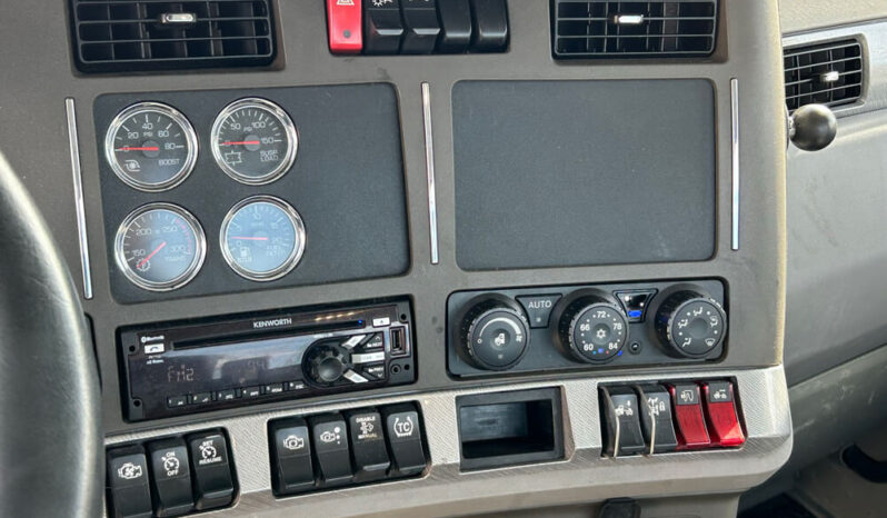 2014 KENWORTH T680 DAYCAB full