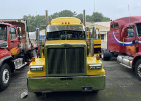 2016 WESTERN STAR 4900EX W/68″ SLEEPER – GLIDER