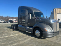 2014 KENWORTH T680 W/ 221K MILES ON CERTIFIED OVERHAUL full
