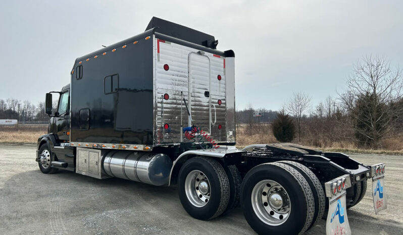 2008 VOLVO VNL64T730 W/ZERO MILES ON REMAN ENGINE full