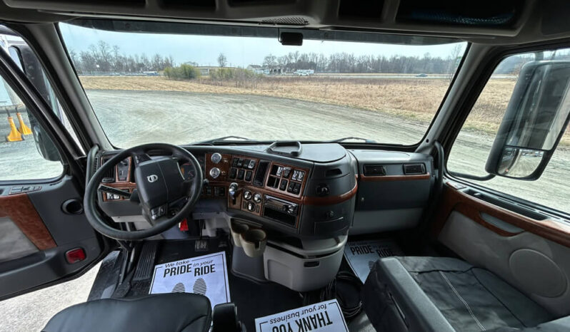 2008 VOLVO VNL64T730 W/ZERO MILES ON REMAN ENGINE full