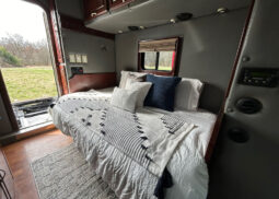2008 VOLVO VNL64T730 W/ZERO MILES ON REMAN ENGINE full