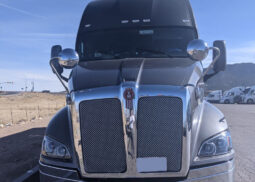 2013 KENWORTH T700 W/SLEEPER & 1999 WABASH TRAILER full