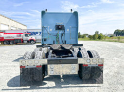 2006 PETERBILT 379 W/70″ SLEEPER full