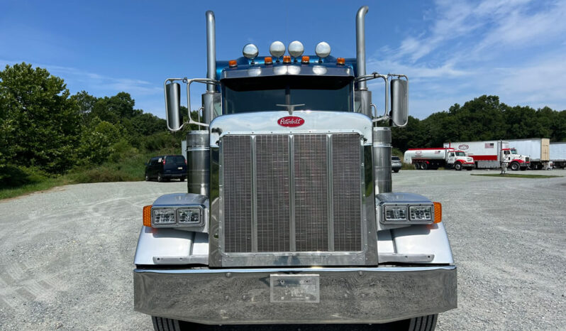 2007 PETERBILT 379 W/29K MILES ON CERTIFIED ENGINE OVERHAUL full