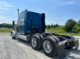 2007 PETERBILT 379 W/29K MILES ON CERTIFIED ENGINE OVERHAUL full