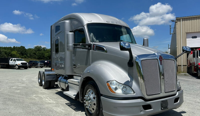 2018 KENWORTH T680 W/135K ON OVERHAUL full