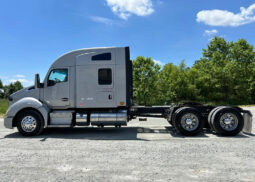 2018 KENWORTH T680 W/135K ON OVERHAUL full