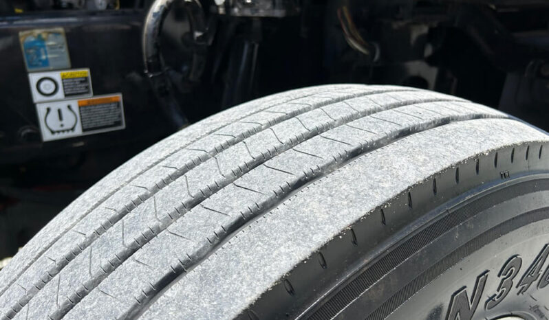2018 KENWORTH T680 W/135K ON OVERHAUL full