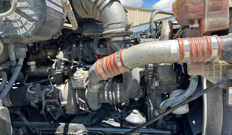 2018 KENWORTH T680 W/135K ON OVERHAUL full