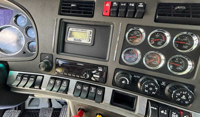 2018 KENWORTH T680 W/135K ON OVERHAUL full
