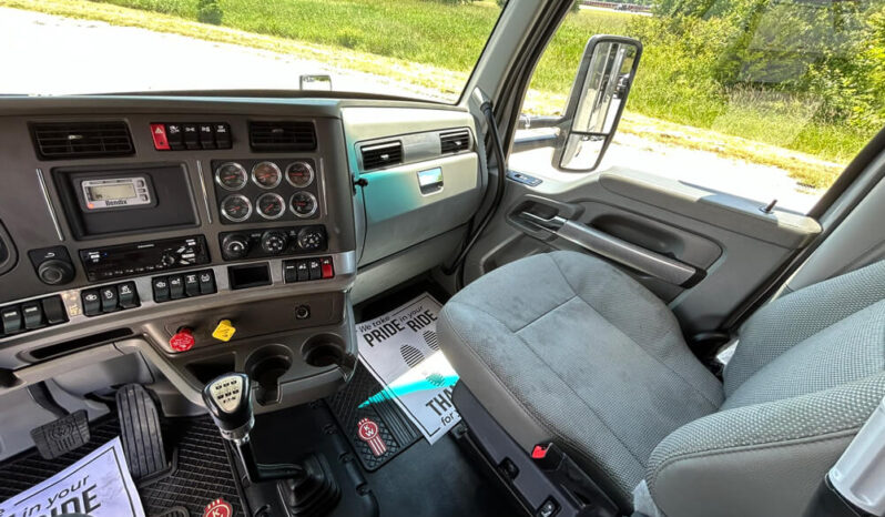 2018 KENWORTH T680 W/135K ON OVERHAUL full