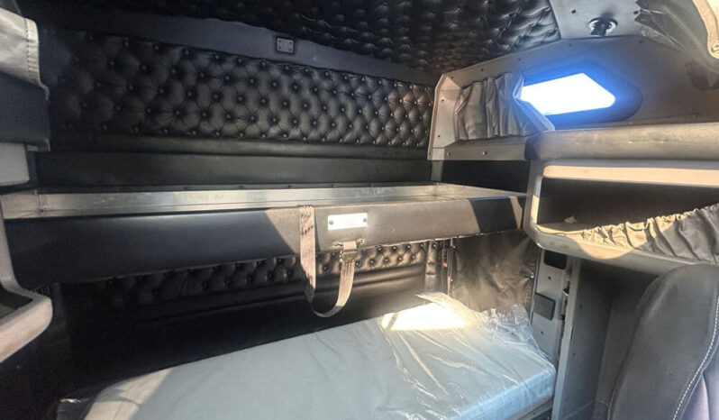 2007 KENWORTH W900 W/144K MILES ON CERTIFIED OVERHAUL full