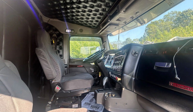 2013 KENWORTH T660 W/266K ON CERTIFIED CUMMINS OVERHAUL full