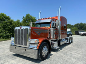 2019 PETERBILT 389 W/70″ SLEEPER – BIG 605 HP