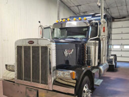 2005 PETERBILT 379EXHD SLEEPER