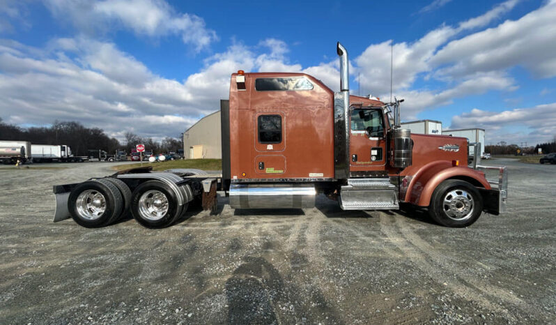 2019 KENWORTH W900L W/136K ON CERTIFIED OVERHAUL full
