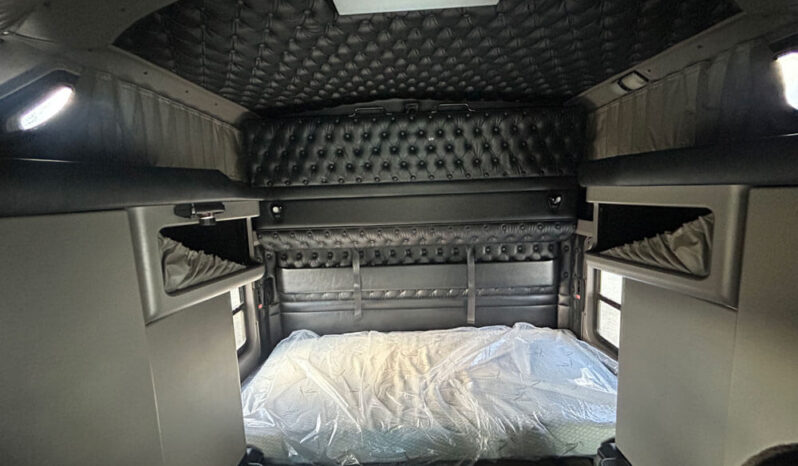 2019 KENWORTH W900L W/136K ON CERTIFIED OVERHAUL full