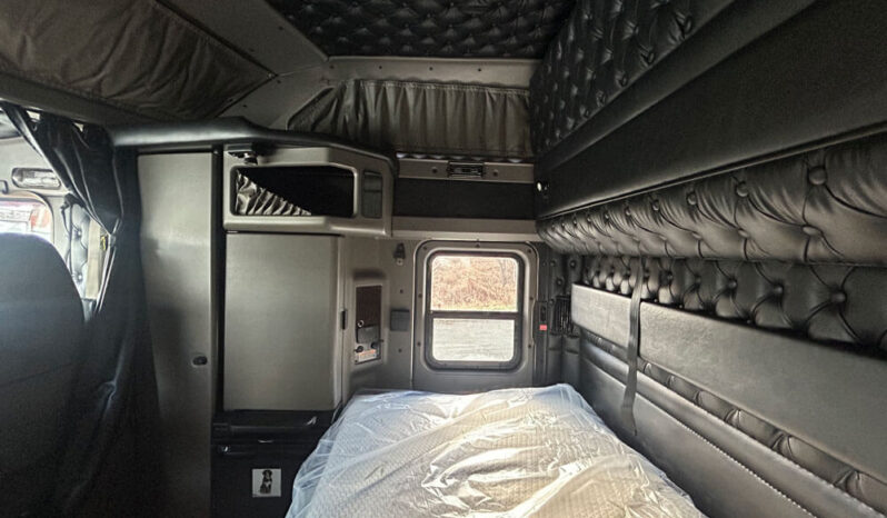 2019 KENWORTH W900L W/136K ON CERTIFIED OVERHAUL full
