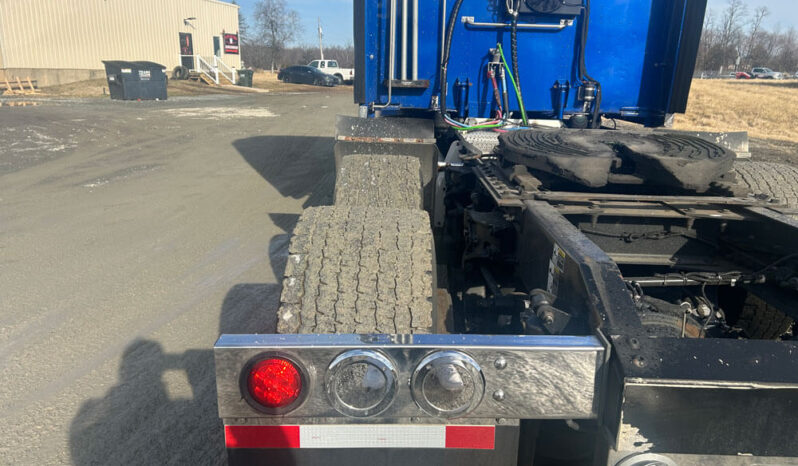 2016 PETERBILT 587 W/44K MILES ON CERTIFIED OVERHAUL full