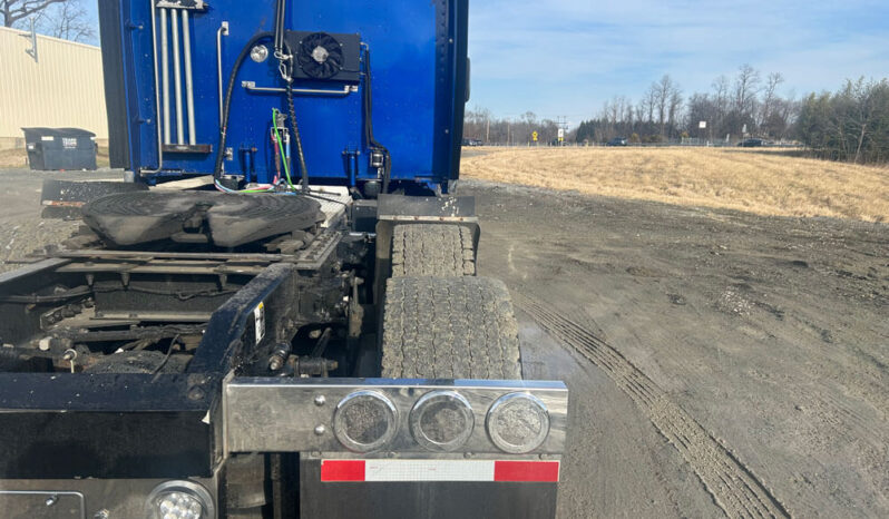 2016 PETERBILT 587 W/44K MILES ON CERTIFIED OVERHAUL full