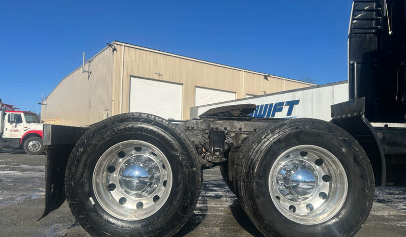 2015 PETERBILT 389 W/292K ON OVERHAUL full