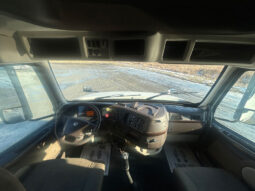 2014 VOLVO VNL670 W/101K MILES ON OVERHAUL full