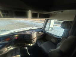 2014 VOLVO VNL670 W/101K MILES ON OVERHAUL full