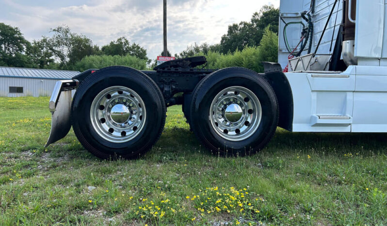2013 VOLVO VNL860 W/ 70K MILES ON CERTIFIED OVERHAUL full