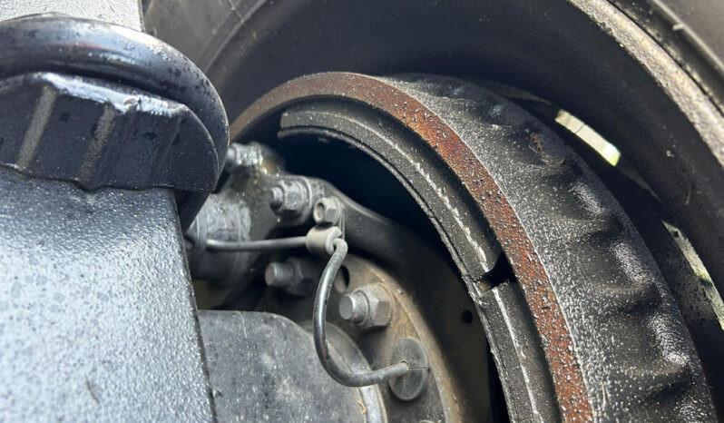 2013 VOLVO VNL860 W/ 70K MILES ON CERTIFIED OVERHAUL full