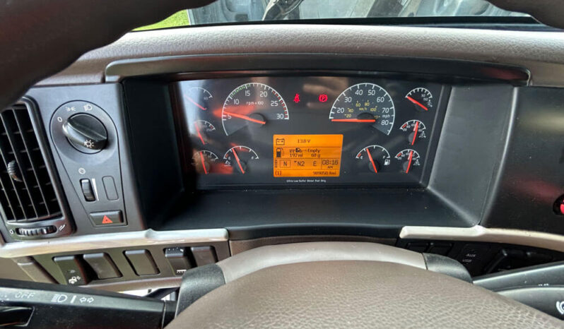 2013 VOLVO VNL860 W/ 70K MILES ON CERTIFIED OVERHAUL full