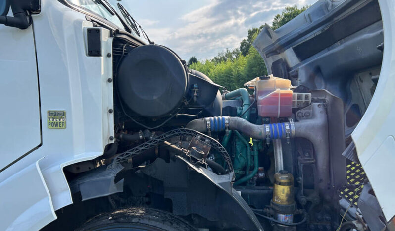 2013 VOLVO VNL860 W/ 70K MILES ON CERTIFIED OVERHAUL full