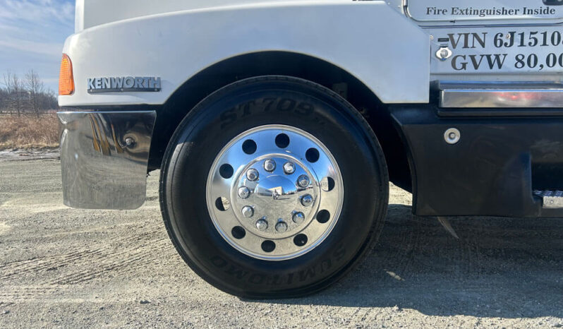 2006 KENWORTH T600 W/64K MILES ON CERTIFIED OVERHAUL full
