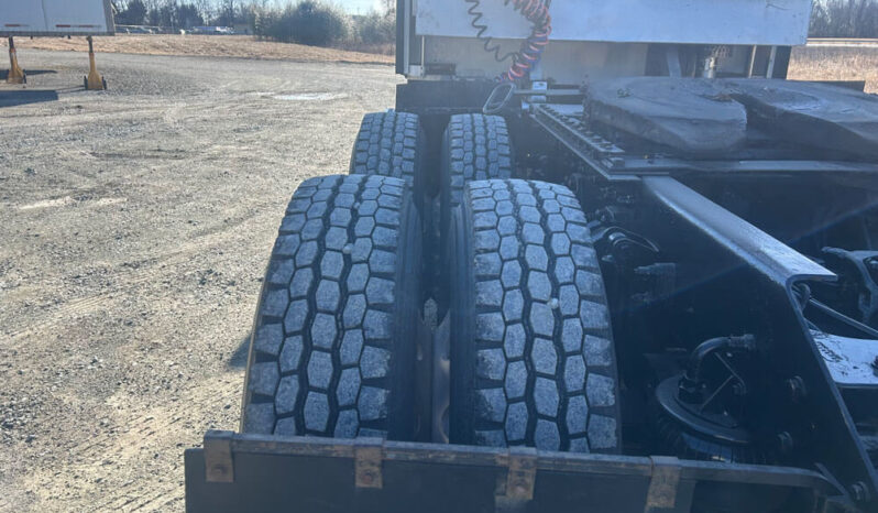 2006 KENWORTH T600 W/64K MILES ON CERTIFIED OVERHAUL full