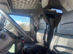 2006 KENWORTH T600 W/64K MILES ON CERTIFIED OVERHAUL full