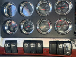 2006 KENWORTH T600 W/64K MILES ON CERTIFIED OVERHAUL full