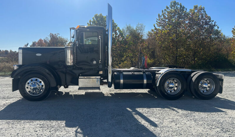 2003 PETERBILT 379 DAY CAB – BIG 500 HP WITH 70K ON CERTIFIED OVERHAUL full