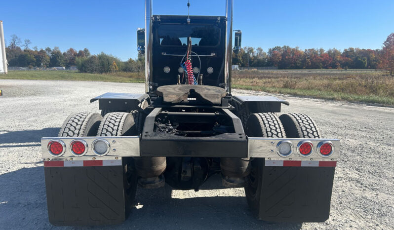 2003 PETERBILT 379 DAY CAB – BIG 500 HP WITH 70K ON CERTIFIED OVERHAUL full