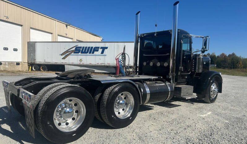 2003 PETERBILT 379 DAY CAB – BIG 500 HP WITH 70K ON CERTIFIED OVERHAUL full