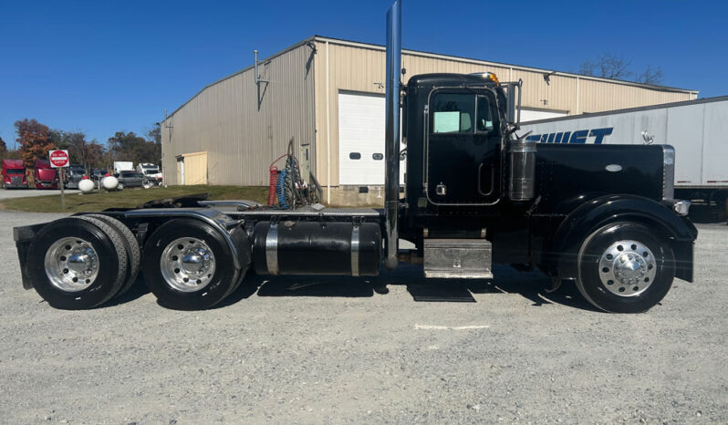 2003 PETERBILT 379 DAY CAB – BIG 500 HP WITH 70K ON CERTIFIED OVERHAUL full