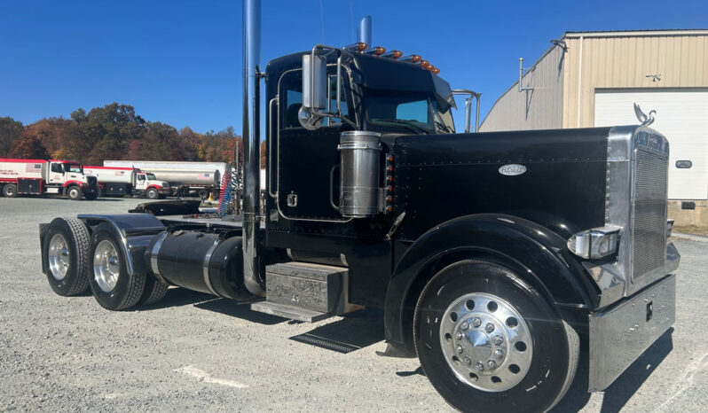 2003 PETERBILT 379 DAY CAB – BIG 500 HP WITH 70K ON CERTIFIED OVERHAUL full