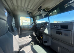 2003 PETERBILT 379 DAY CAB – BIG 500 HP WITH 70K ON CERTIFIED OVERHAUL full