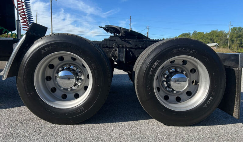 2005 PETERBILT 379EXHD W/81K MILES ON CERTIFIED OVERHAUL full