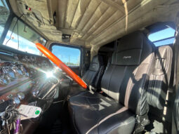 2005 PETERBILT 379EXHD W/81K MILES ON CERTIFIED OVERHAUL full