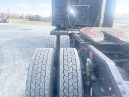 2017 VOLVO VNL780 w/ 77” DBL BUNK,ONLY 107K MILES ON RECON CUMMINS ENGINE full