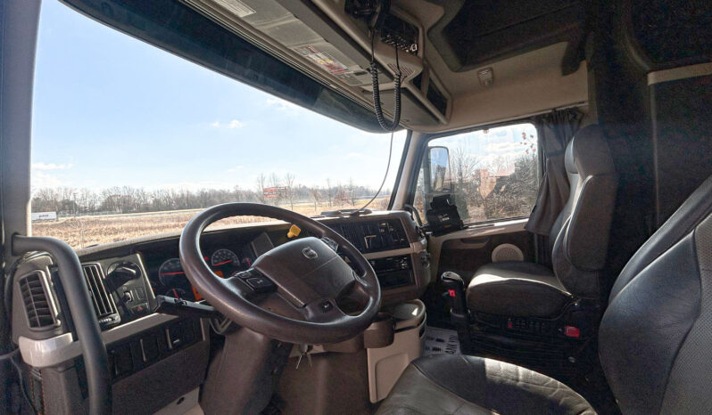 2017 VOLVO VNL780 w/ 77” DBL BUNK,ONLY 107K MILES ON RECON CUMMINS ENGINE full