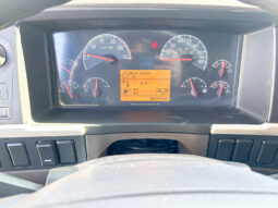 2017 VOLVO VNL780 w/ 77” DBL BUNK,ONLY 107K MILES ON RECON CUMMINS ENGINE full